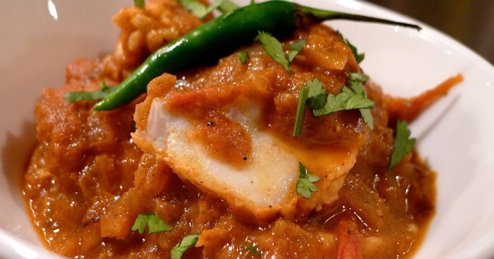 How to cook fish curry pakistani style