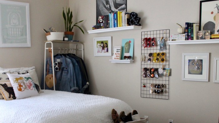 How We Decorate Our Small Room Creative Tips for Limited Spaces